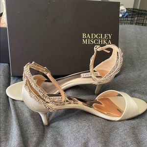 Badgley Mischka wedding Yareli heel.